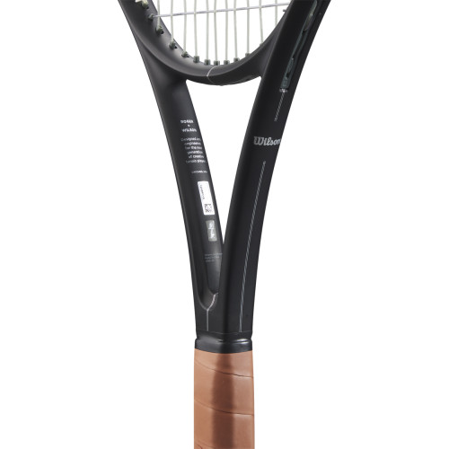 Raquette WILSON rf 01 future (280 gr) Raquette WILSON rf 01 future (280 gr)